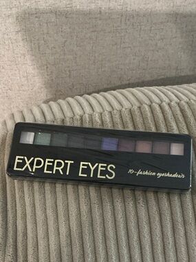 Expert Eyes 10-Color Eyeshadow Palette - Multi/Black